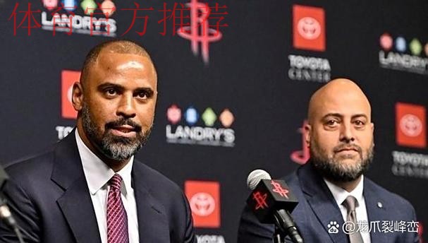 文班是否首发？米奇：我们仍需考虑什么对球队最有利